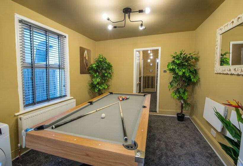 レジデンス Charming 1 Bed House In London