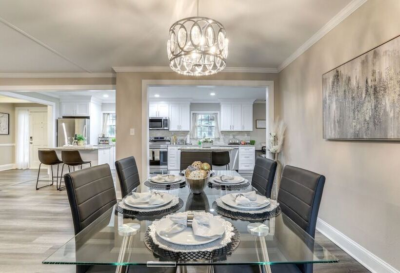 Spacious Stone Mountain Home W/ Private Pool!