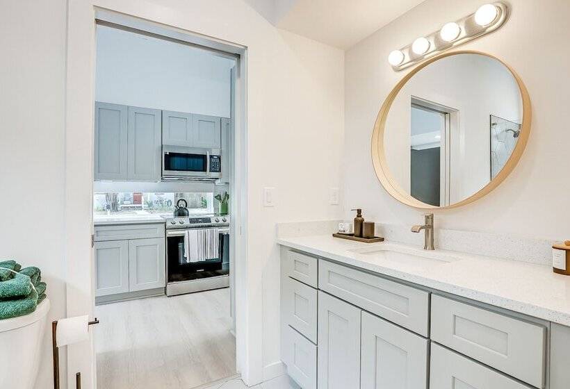 St Augustine Getaway W/ Grill, Near Downtown!