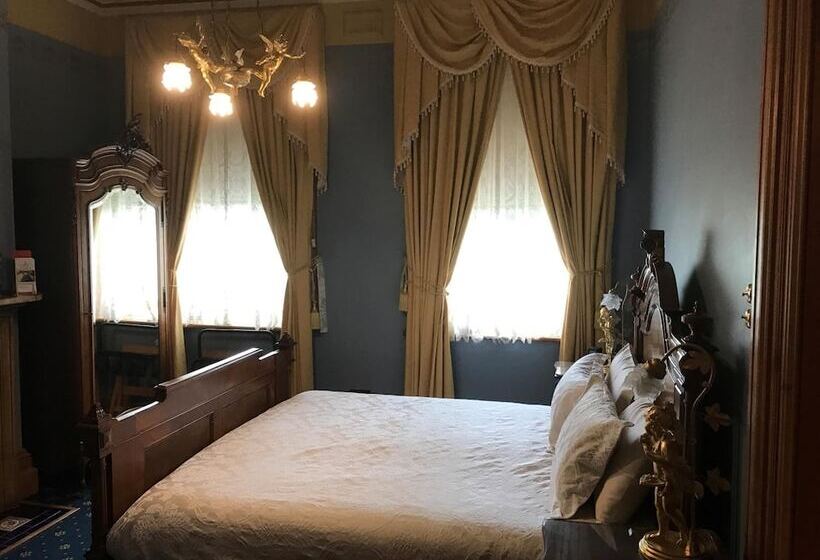 مبيت وإفطار Freeman On Ford