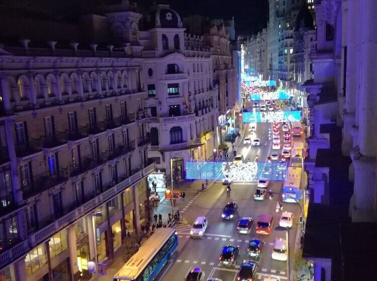 Luxury Green Hostal Madrid Gran Vía