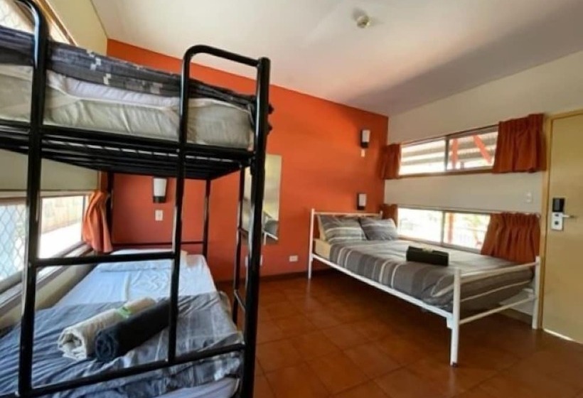 הוסטל Yha Alice Springs