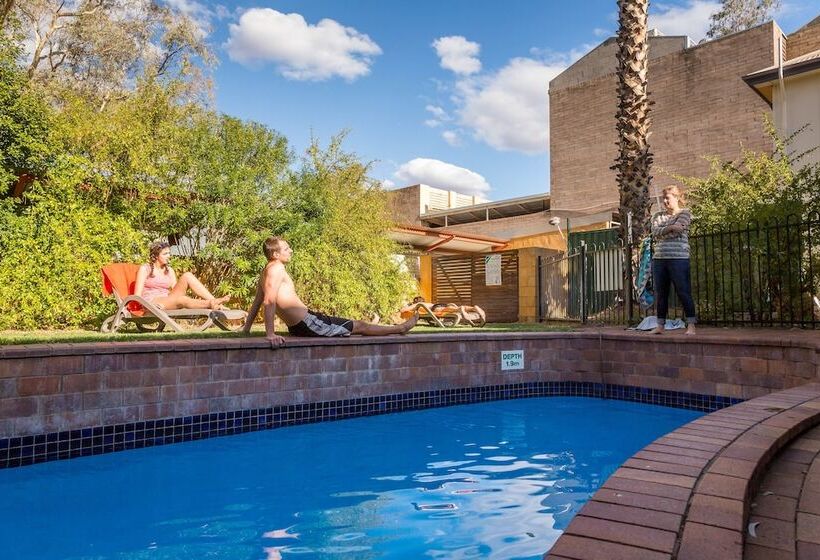 הוסטל Yha Alice Springs