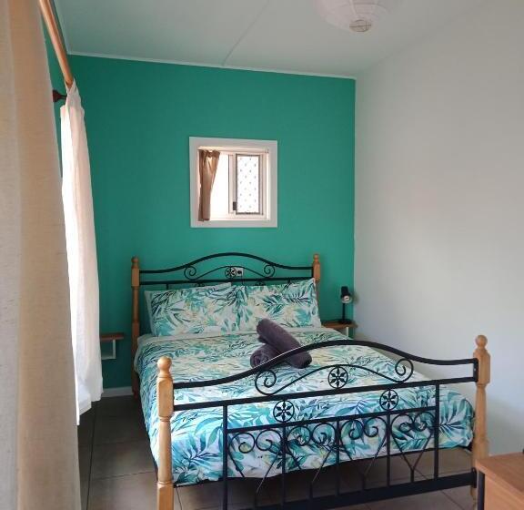 هاستل Ozzie Pozzie Backpackers   Port Macquarie Yha