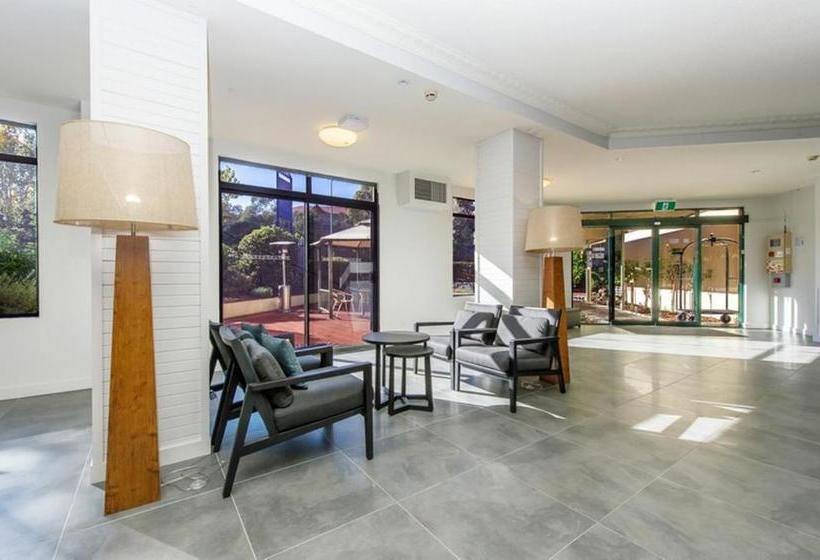 Alpha Hotel Canberra