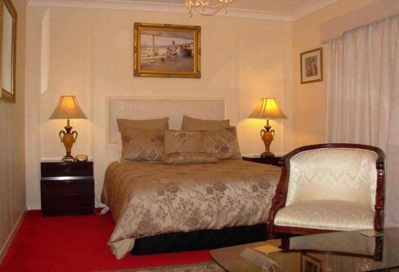 Bathurst Heights Bed & Breakfast