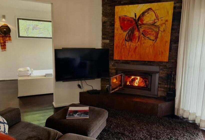 Bed and Breakfast Blue Cliffs Retreat