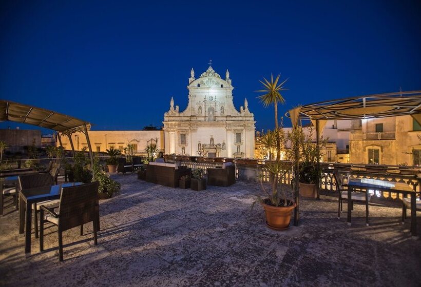 مبيت وإفطار Castello Castriota Scanderbeg