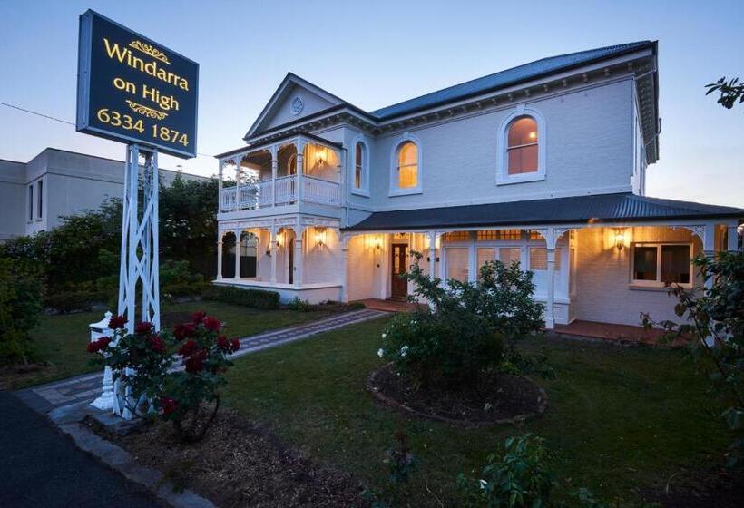 تختخواب و صبحانه Windarra On High