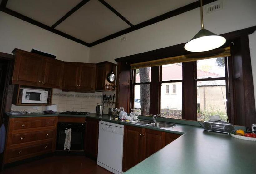 Colwyn House Bed & Breakfast & Stable Cottage