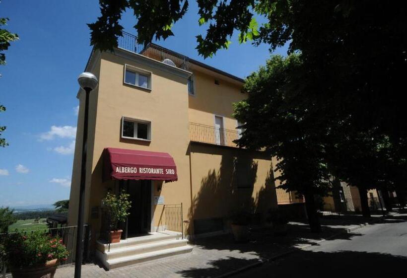 호텔 Albergo Ristorante Siro