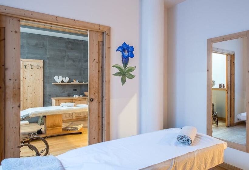 هتل Alpenrose Wellness