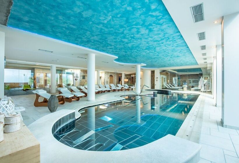 هتل Alpenrose Wellness