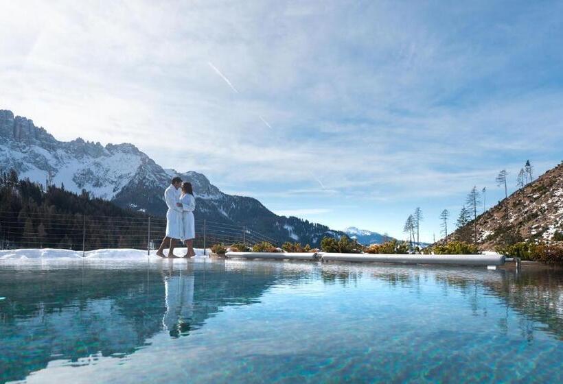Отель Moseralm Dolomiti Spa Resort