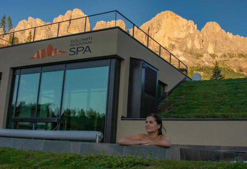 Отель Moseralm Dolomiti Spa Resort