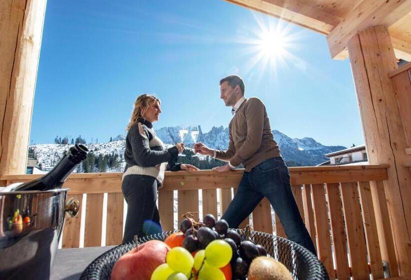 Отель Moseralm Dolomiti Spa Resort