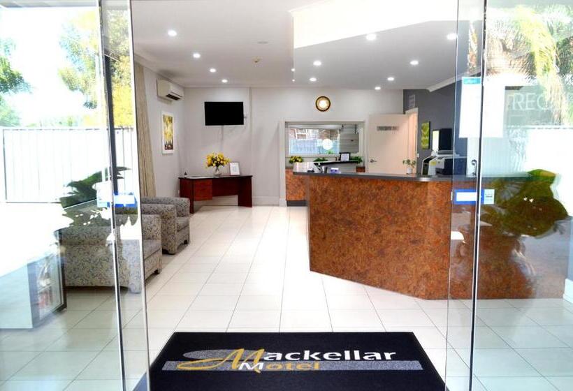 Mackellar Motel