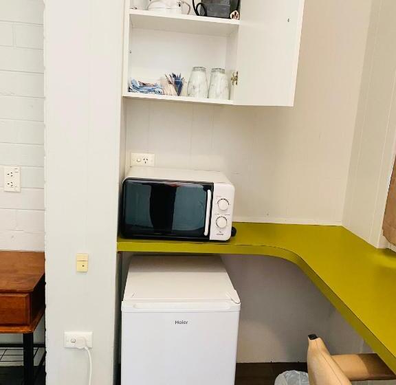 Millers Cottage Motel