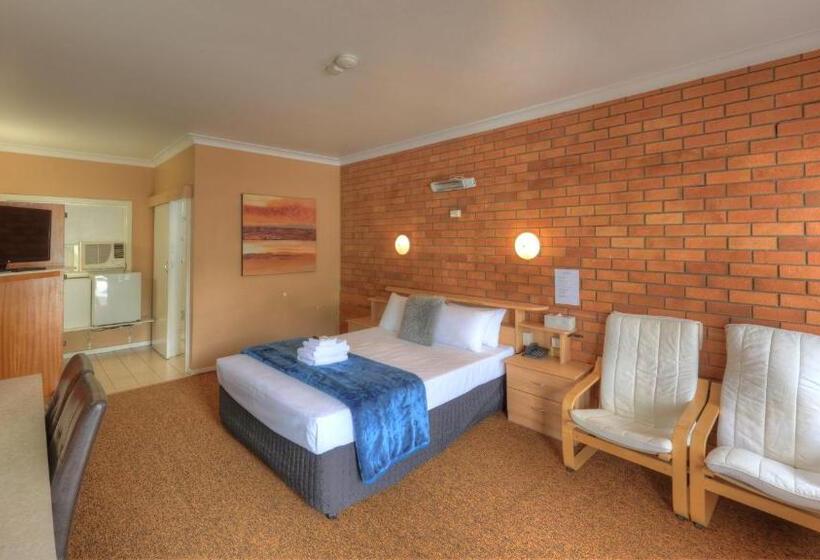 فندق على الطريق Hilldrop Motor Inn