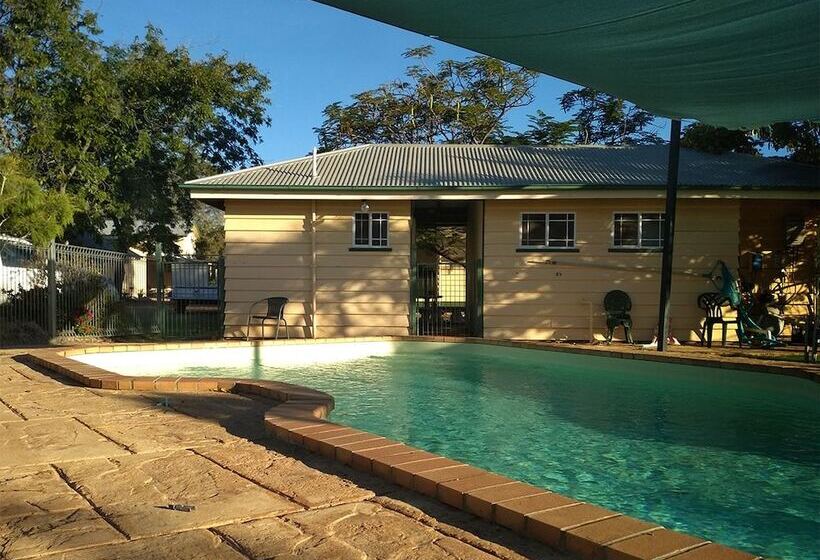 מוטל Ironbark Inn