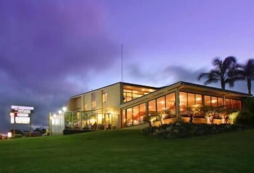 汽车旅馆  Whale Motor Inn And Restaurant