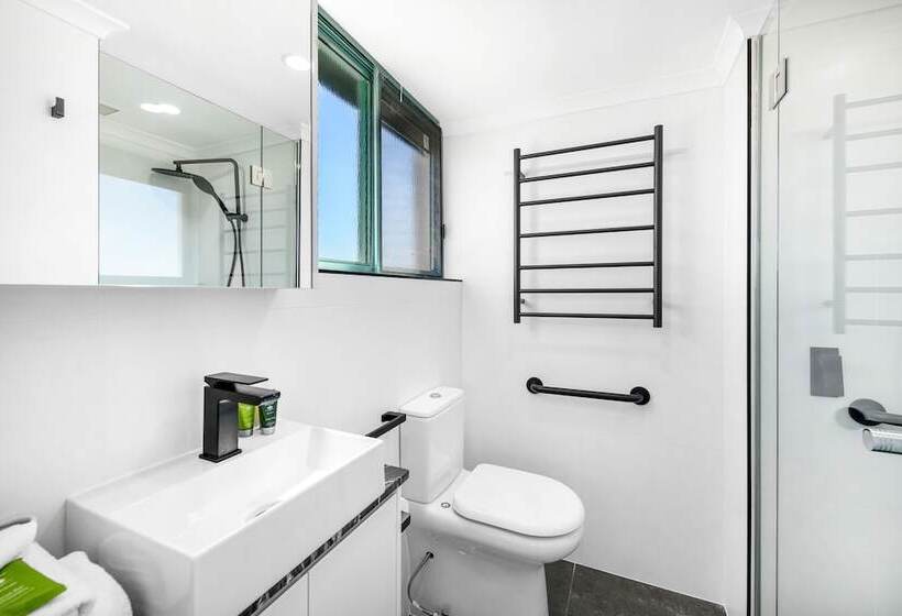 Norfolks On Moffat Beach