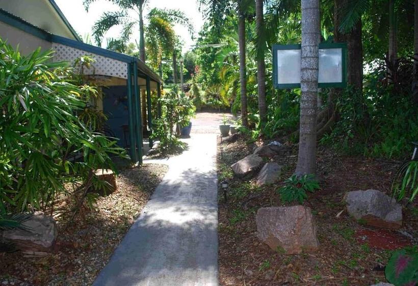 Rainforest Motel