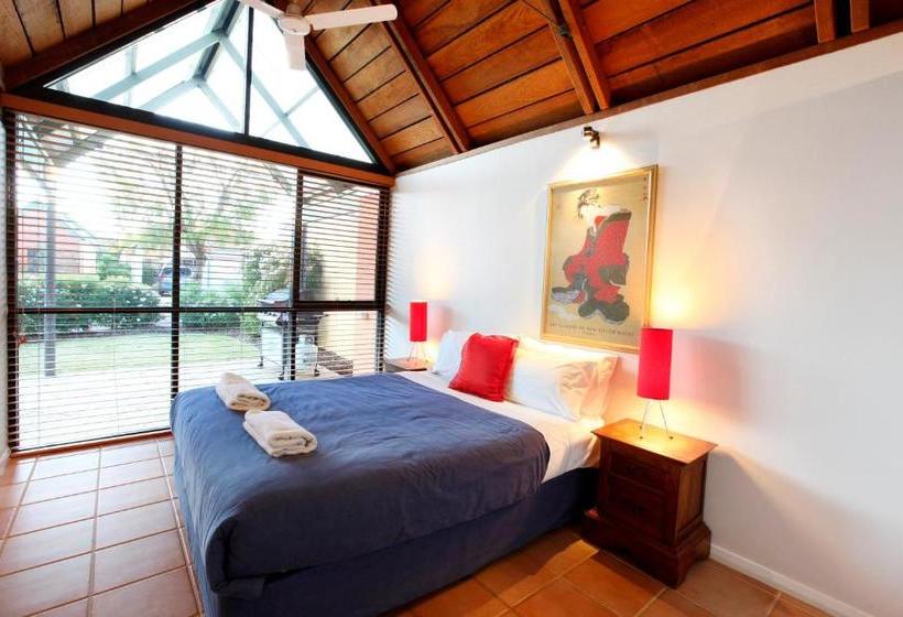 אתר נופש Whalers Cove Villas
