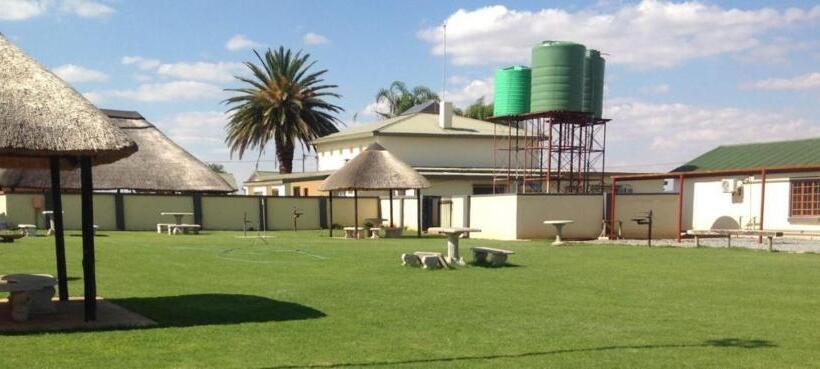 مبيت وإفطار Marang Gardens Lodge