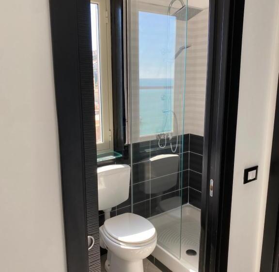 تختخواب و صبحانه Nero Chupiteria The Time Avanzato