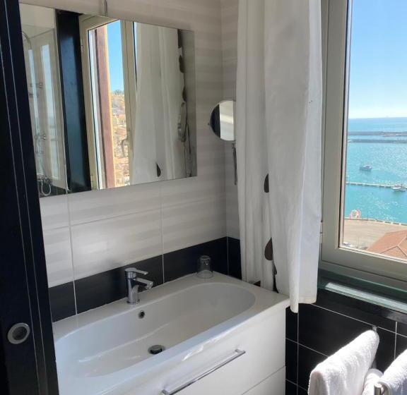 تختخواب و صبحانه Nero Chupiteria The Time Avanzato