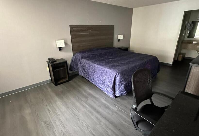 Отель Economy Inn