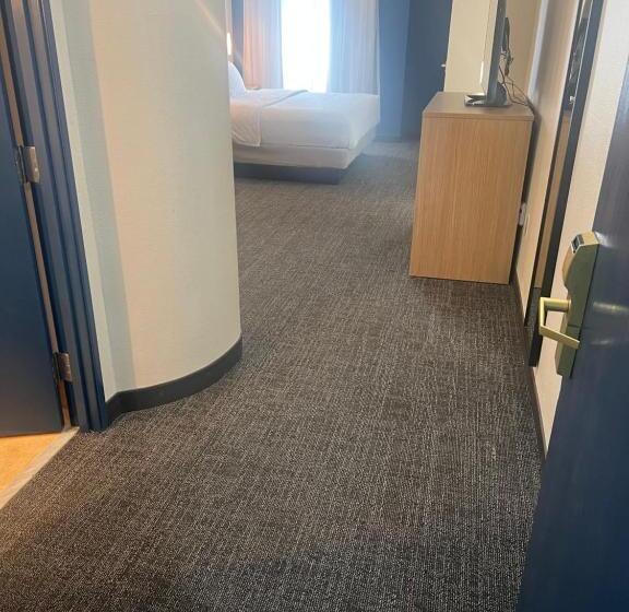 هتل Welcome Inn & Suites East Chase/pike Road