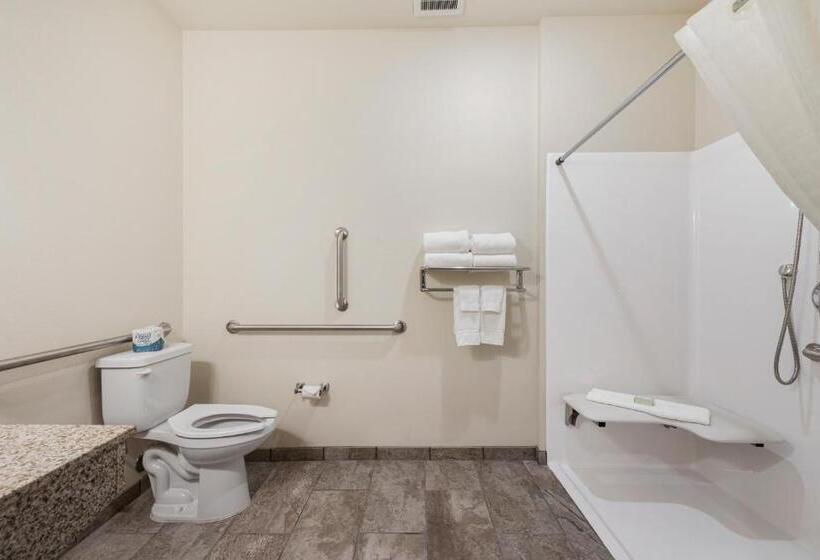 Cobblestone Hotel & Suites   Russells Point At Indian Lake
