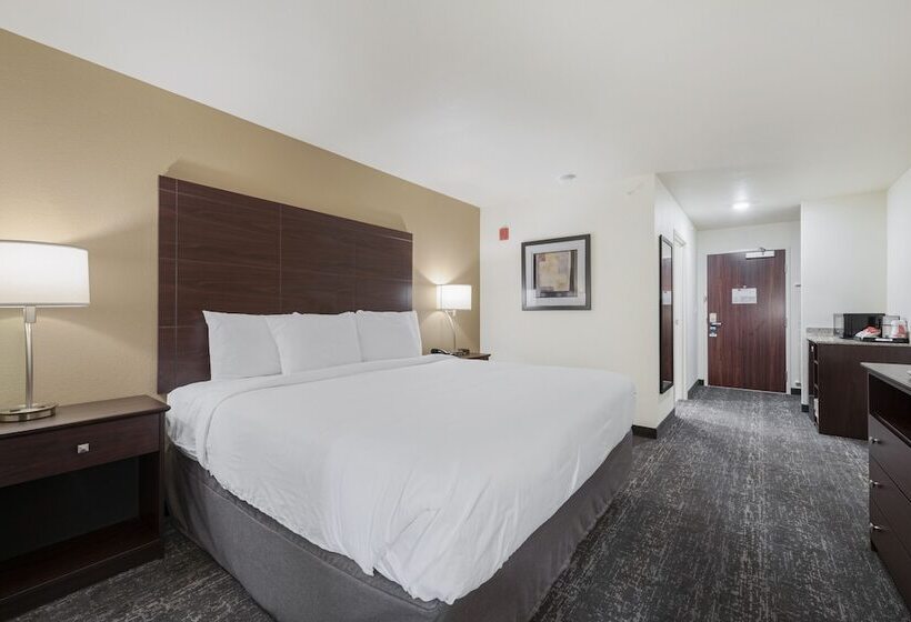 Cobblestone Hotel & Suites   Russells Point At Indian Lake
