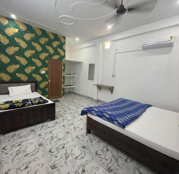 Пансион Ayodhya Ram Nagri Tourism