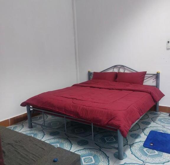 펜션 Mabuhay Guest House, Thai Embassy Vientiane