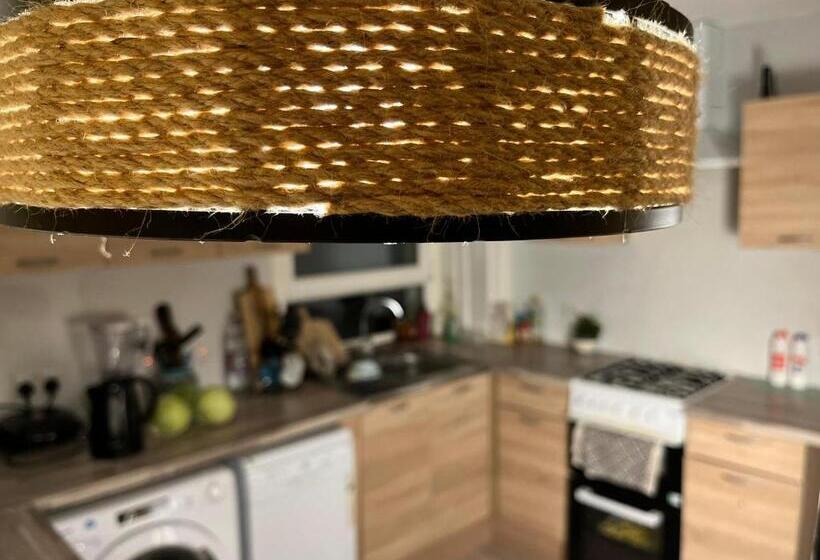 بنسيون Mini Hotel With Home Facilities In Hamilton West