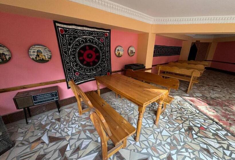 بنسيون Siyob Guest House &