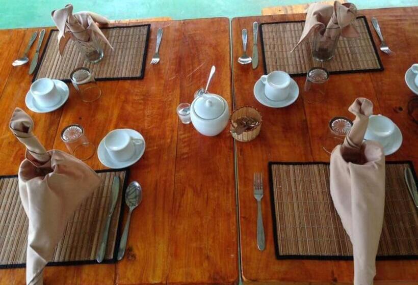 فندق Lakhala Nature Resort