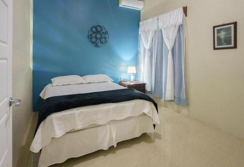 فندق Root Wellness Arenal