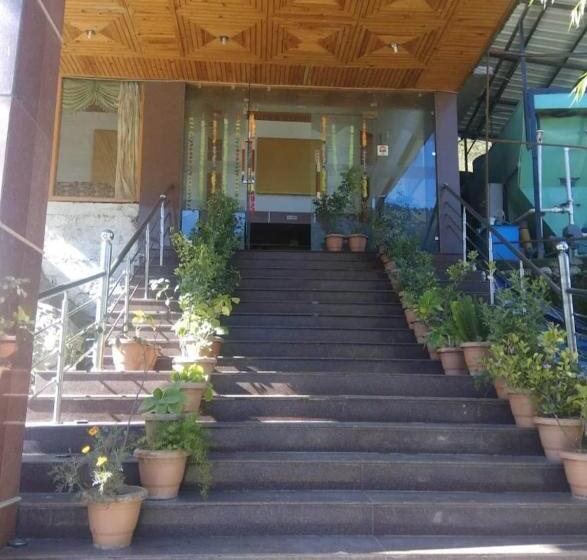 فندق Royal Grand By Skua World