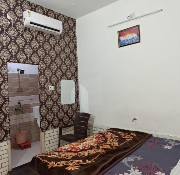 Hotel Shree Ram Krishna Dham