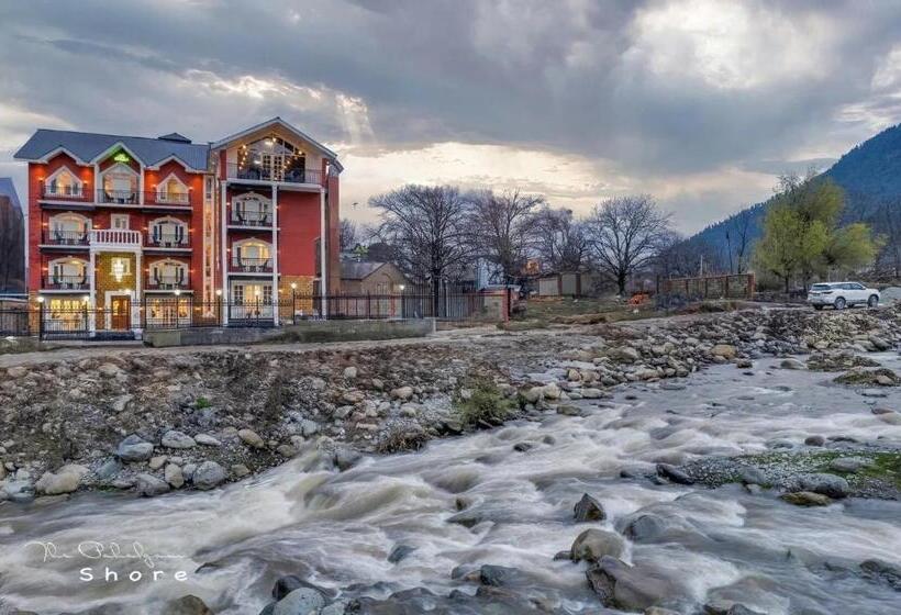 فندق The Pahalgam Shore