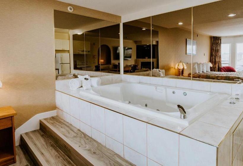 هتل Mosaic Suites