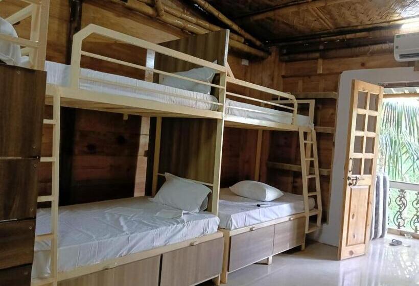 Jeet Hostel & Rooms