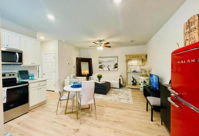 بنسيون Windmark Beach North   Sea Grove Beach Resort 4 Bed 3 Bath