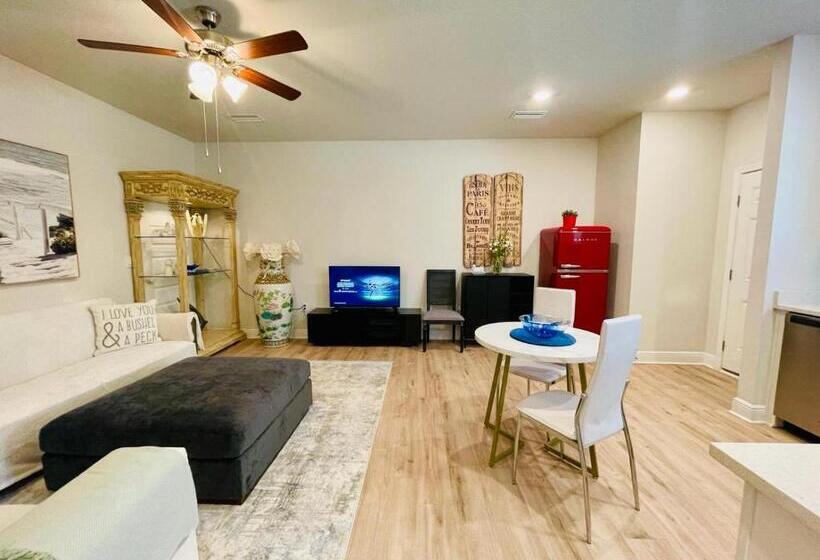 بنسيون Windmark Beach North   Sea Grove Beach Resort 4 Bed 3 Bath