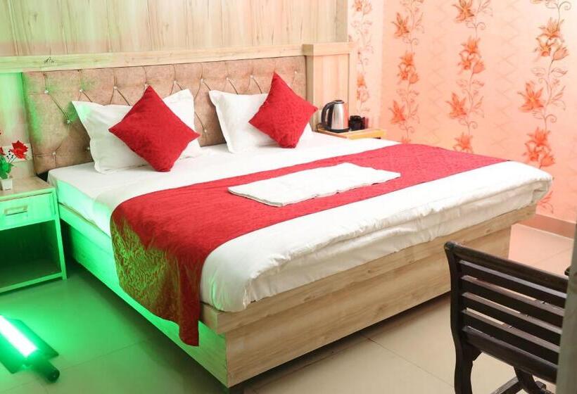 Hotel Rudreshwar