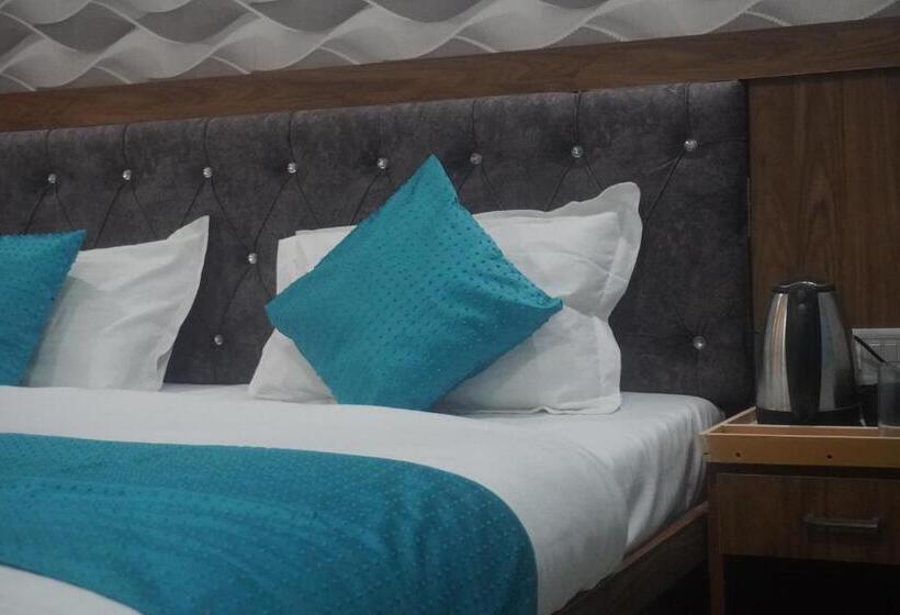 Hotel Rudreshwar